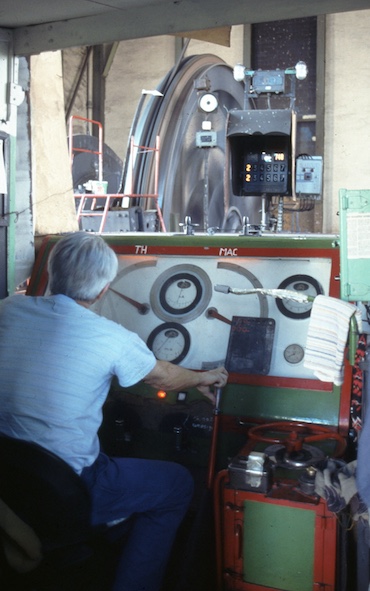 Machiniste de la fosse Ledoux à Condé/Escaut (Nord) © PCG 1989.