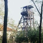 Charbonnier-les-Mines (Puy-de-Dôme), l'ancien puits St Alexandre. ©PCG 1979